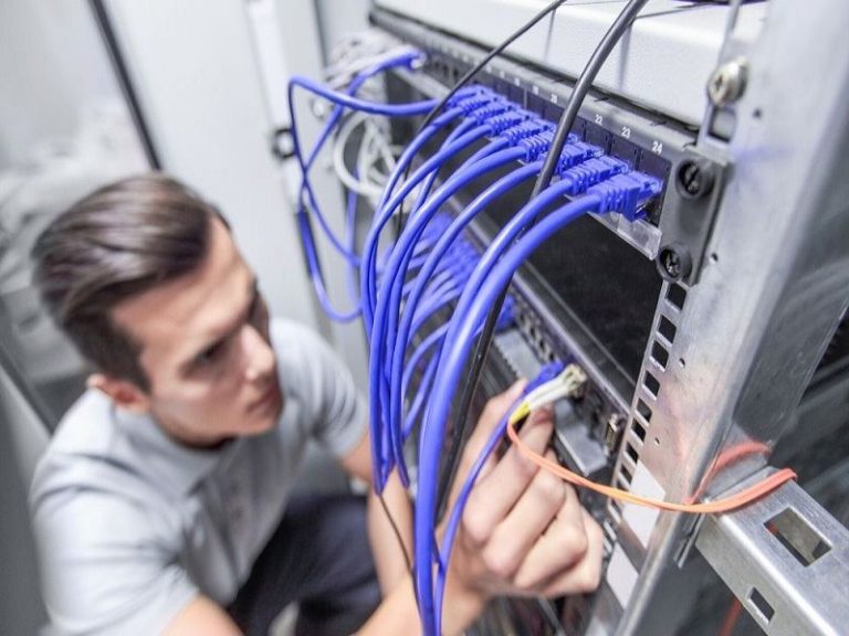 12 Uses of Optical Fibre in Daily Life StudiousGuy